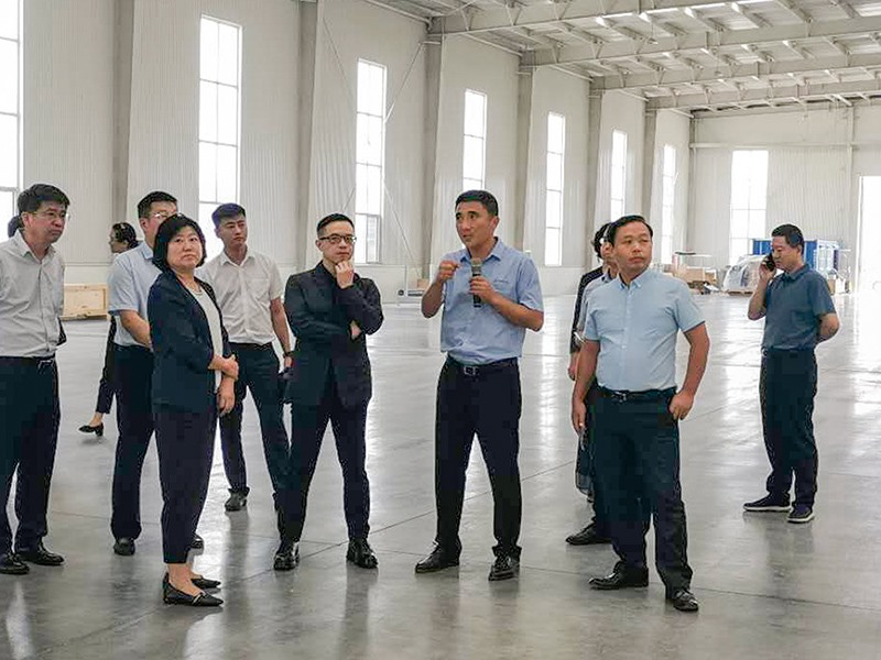 2020年9月中關(guān)村科技園區(qū)管理委員會(huì)副主任翁啟文，中信聯(lián)副理事長(zhǎng)兼秘書長(zhǎng)、北京國(guó)信數(shù)字化轉(zhuǎn)型技術(shù)研究院院長(zhǎng)周劍來(lái)晶創(chuàng)考察指導(dǎo)